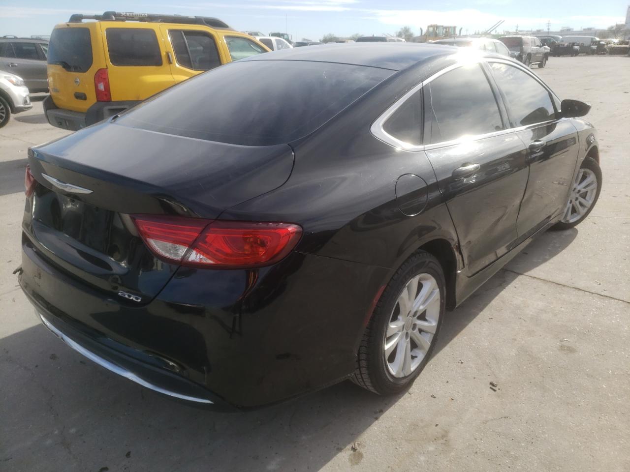 Photo 4 from auction – 2016 CHRYSLER 200 LIMITE with VIN 1C3CCCAB4GN104997