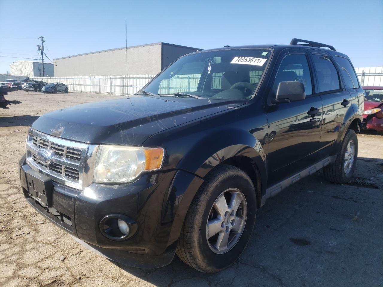 Photo 2 from auction – 2009 FORD ESCAPE XLT with VIN 1FMCU93G89KB71073