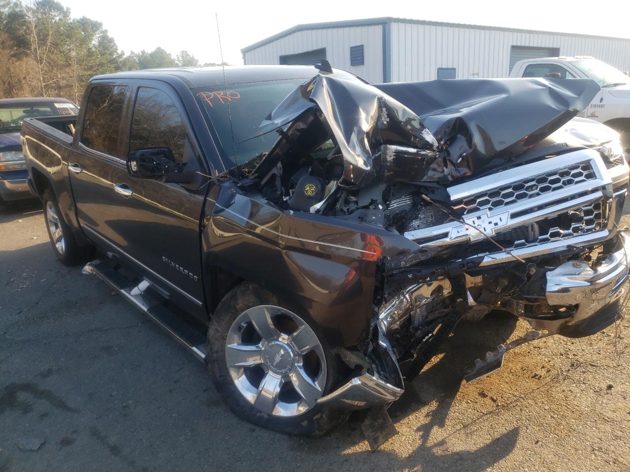 CHEVROLET SILVERADO 2015 with VIN 3GCUKSEC7FG162304 - Photo from auction