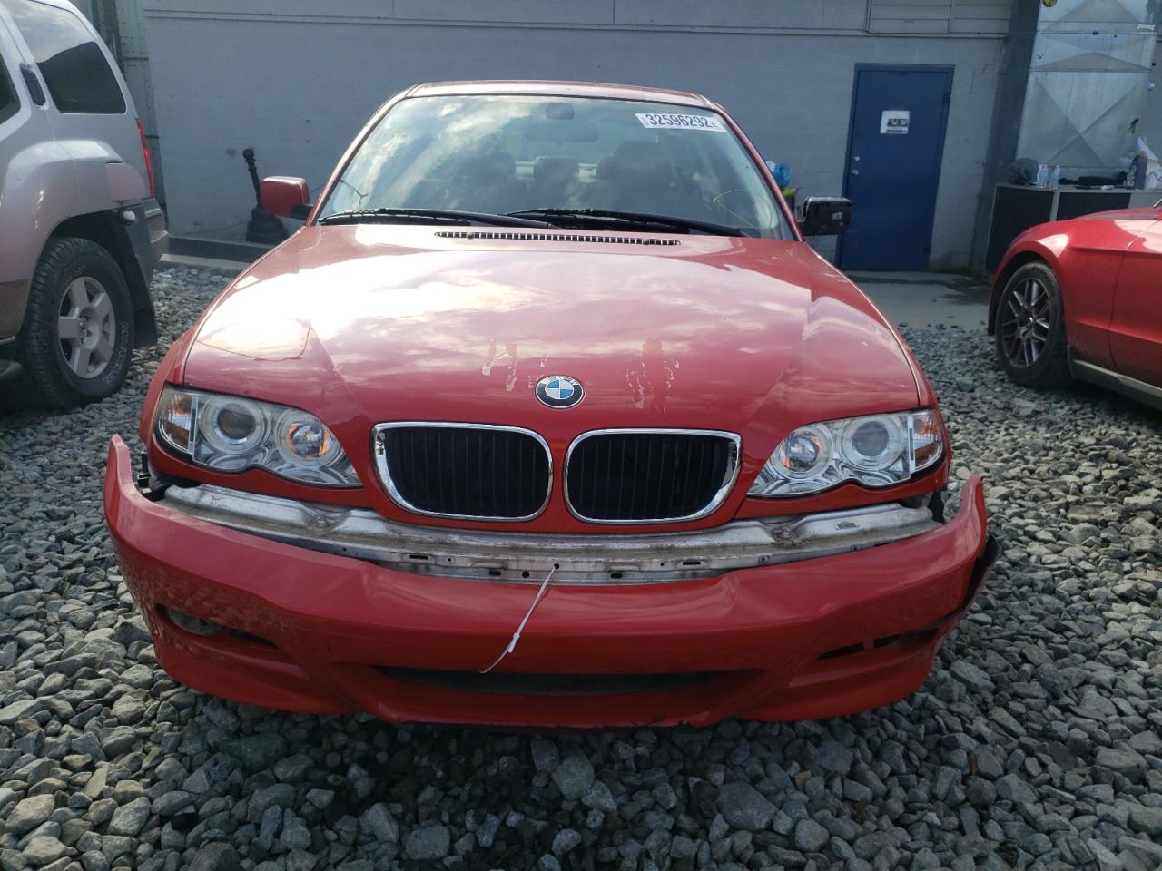 Photo 9 from auction – 2004 BMW 325 I with VIN WBAEV33434KW15902