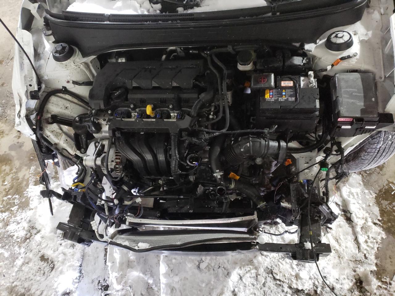 Photo 7 from auction – 2022 HYUNDAI VENUE SEL with VIN KMHRC8A30NU139367