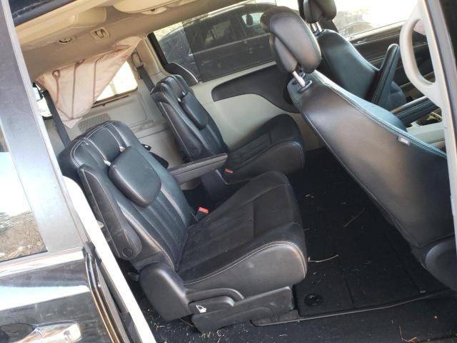 Photo 6 from auction – 2016 CHRYSLER TOWN & COU with VIN 2C4RC1CG5GR191122