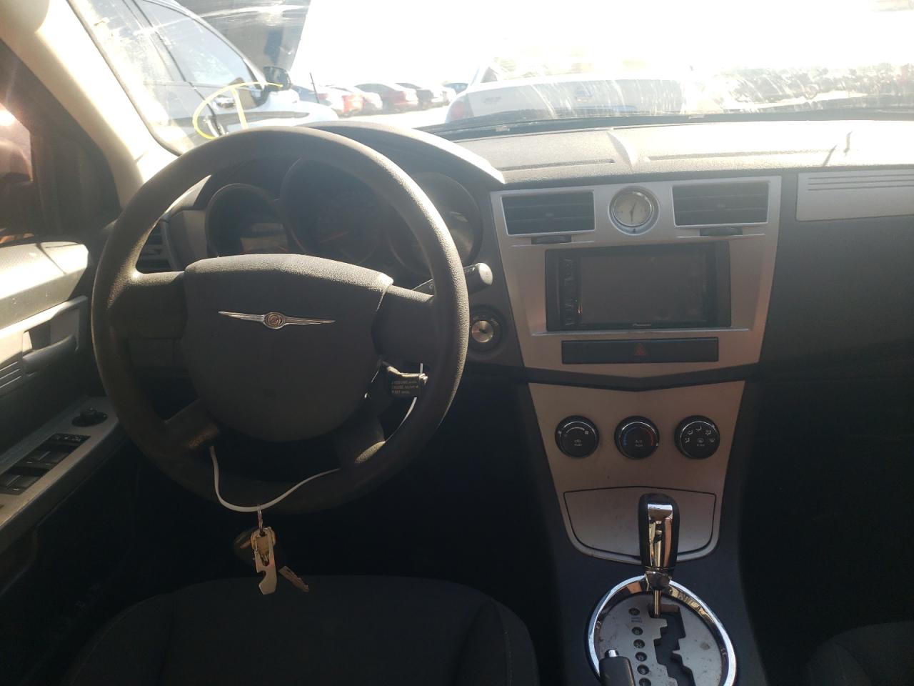 Photo 9 from auction – 2010 CHRYSLER SEBRING TO with VIN 1C3CC4FB0AN152907