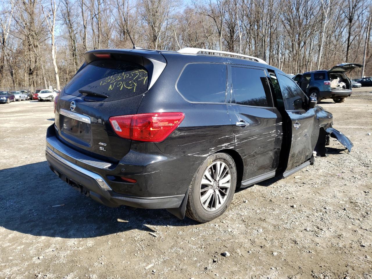 Photo 4 from auction – 2017 NISSAN PATHFINDER with VIN 5N1DR2MM3HC904012