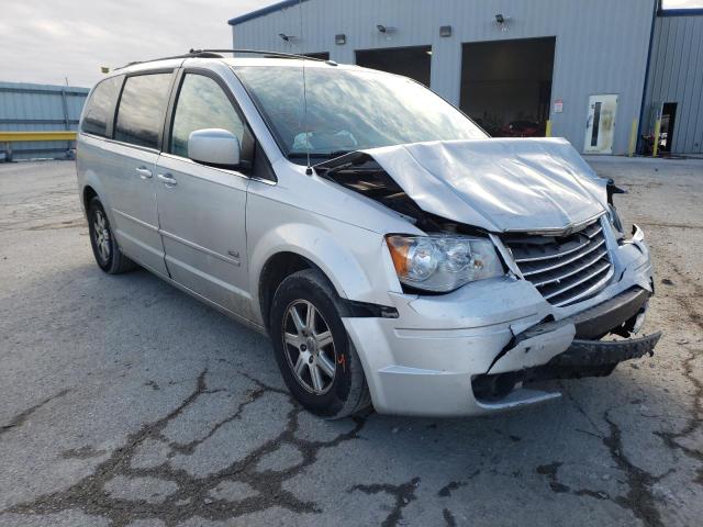CHRYSLER TOWN & COU 2008 with VIN 2A8HR54P68R817044 - Photo from auction