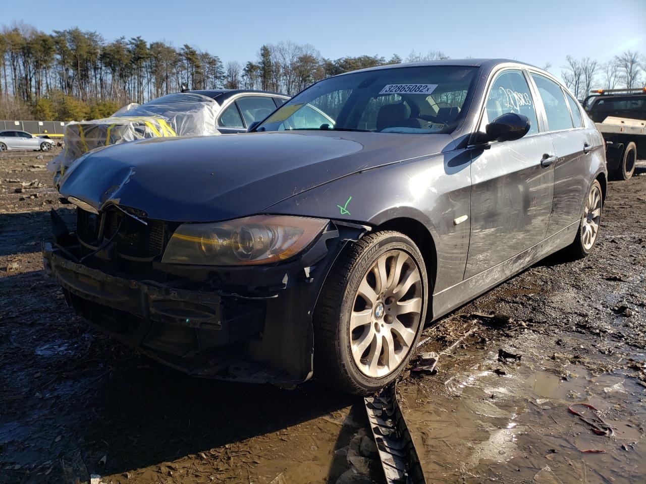 Photo 2 from auction – 2006 BMW 330 I with VIN WBAVB33506KR79828