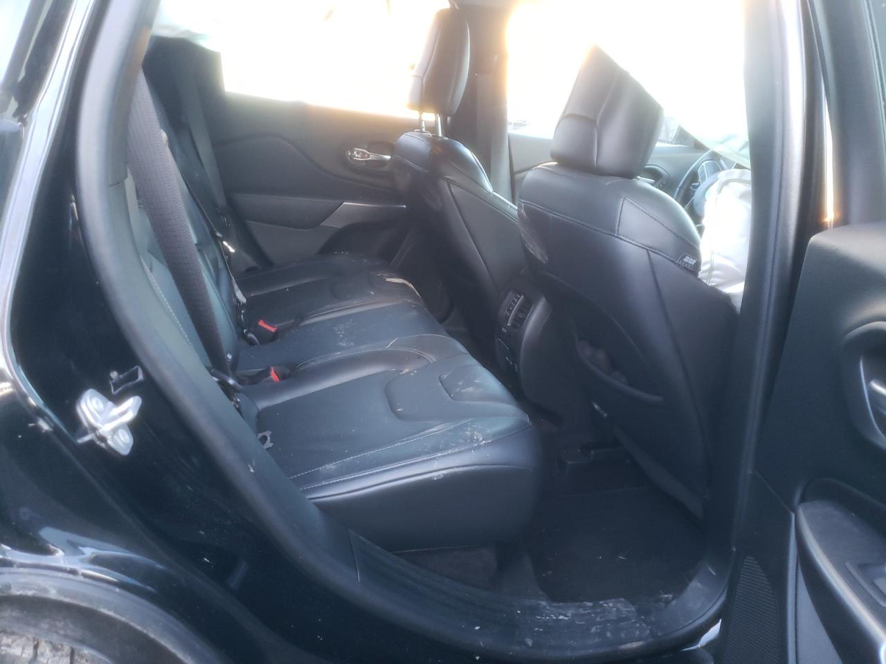 Photo 6 from auction – 2019 JEEP CHEROKEE L with VIN 1C4PJMDX2KD121361