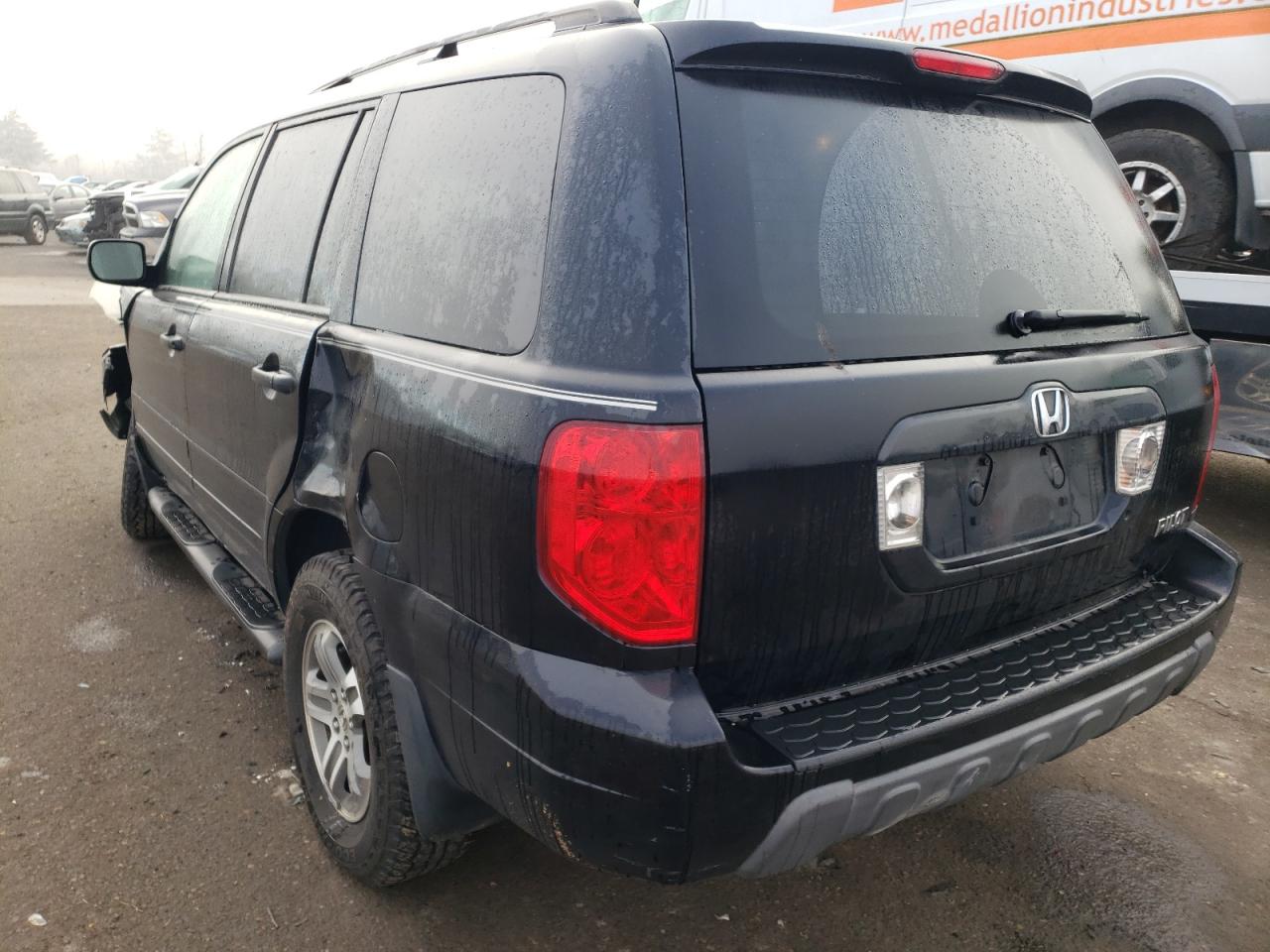 Photo 3 from auction – 2004 HONDA PILOT EXL with VIN 2HKYF187X4H576227