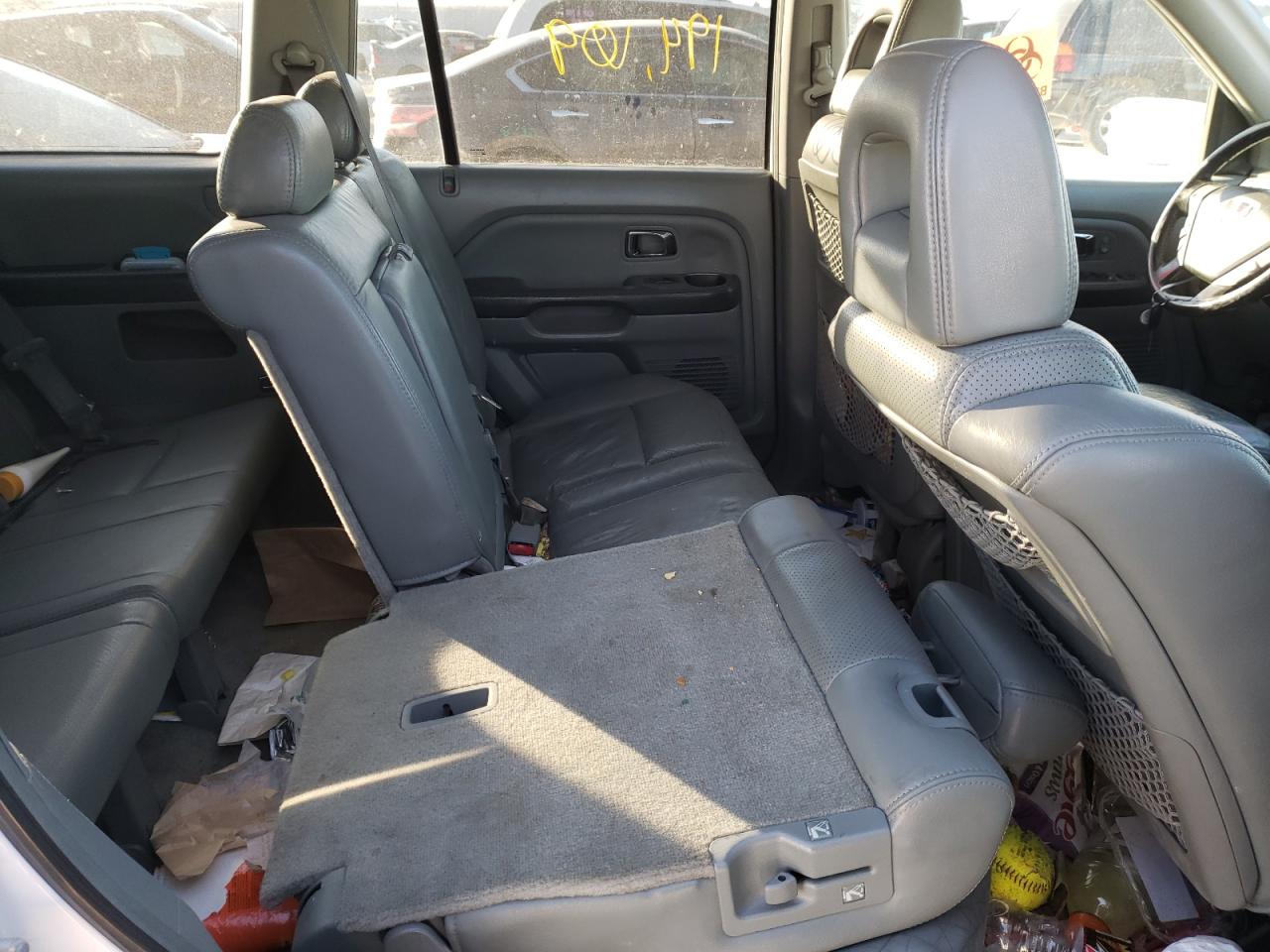 Photo 6 from auction – 2005 HONDA PILOT EXL with VIN 2HKYF18565H556749