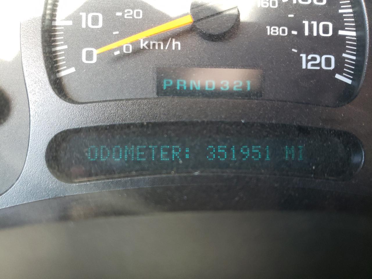 Photo 8 from auction – 2003 GMC NEW SIERRA with VIN 2GTEC19T731289905