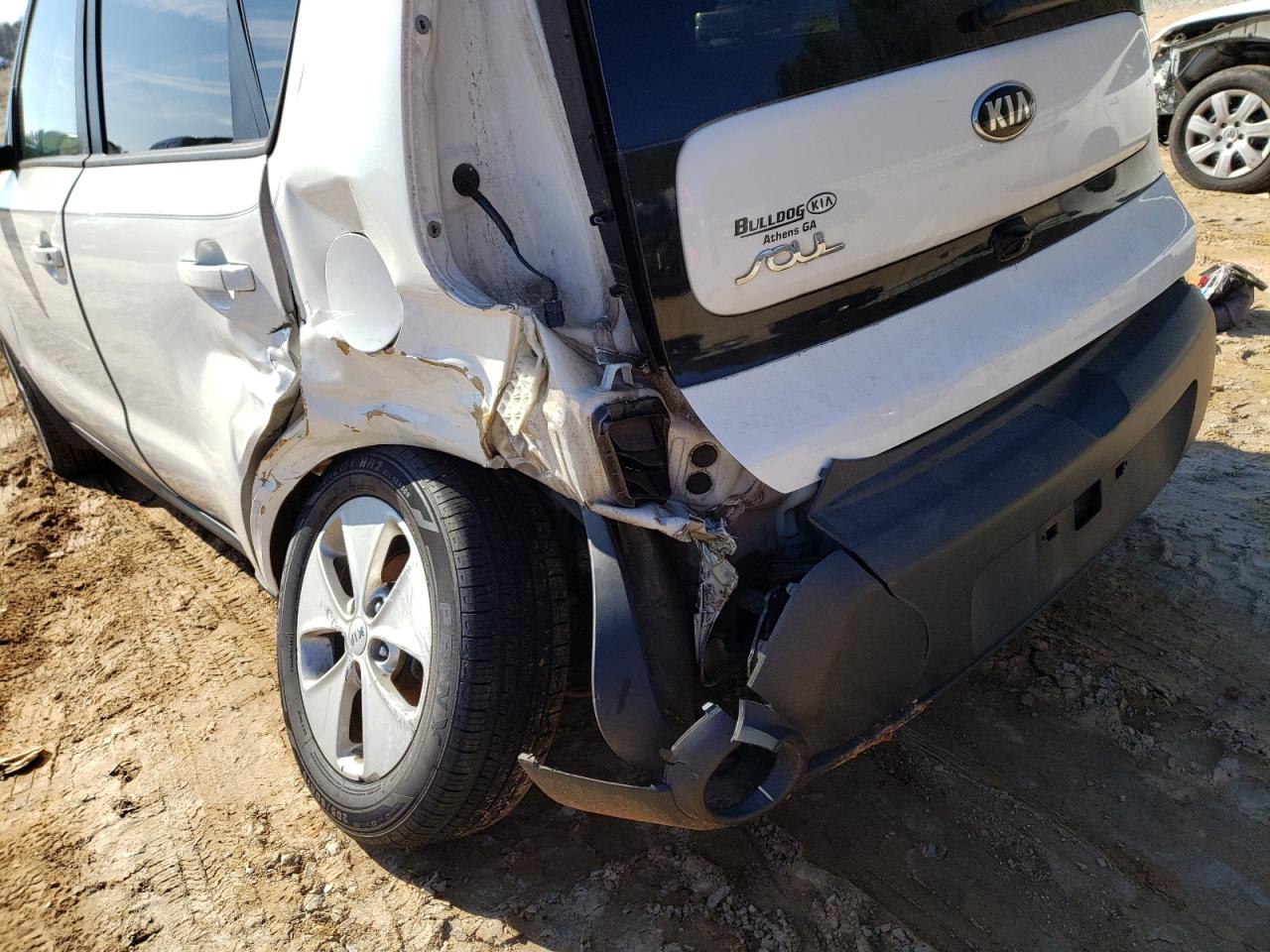 Photo 9 from auction – 2016 KIA SOUL with VIN KNDJN2A26G7354883