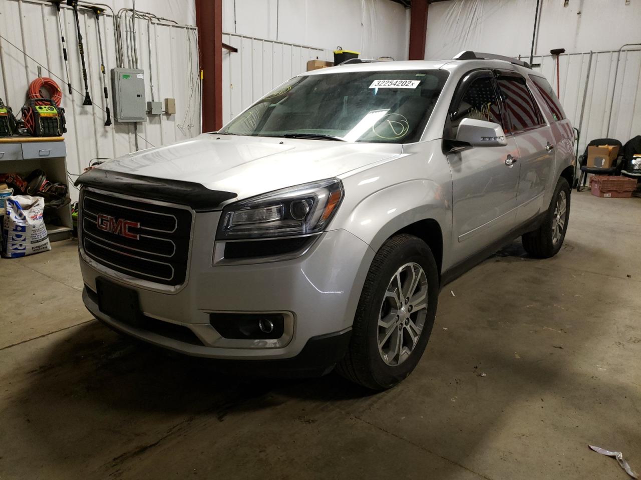 Photo 2 from auction – 2015 GMC ACADIA SLT with VIN 1GKKVRKD7FJ258103