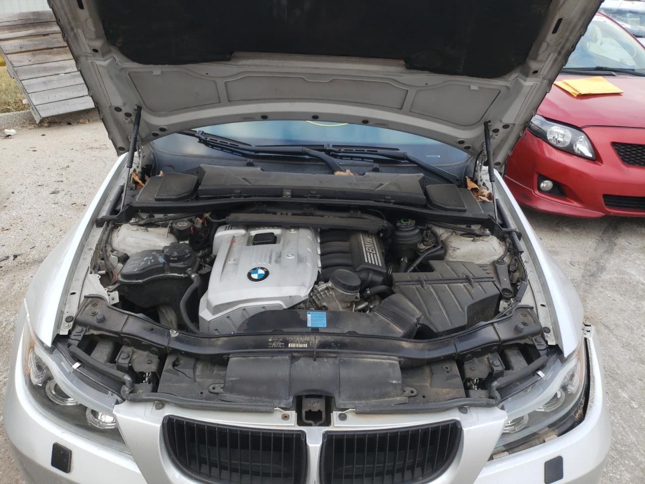 Photo 7 from auction – 2006 BMW 330 XI with VIN WBAVD33506KV66060