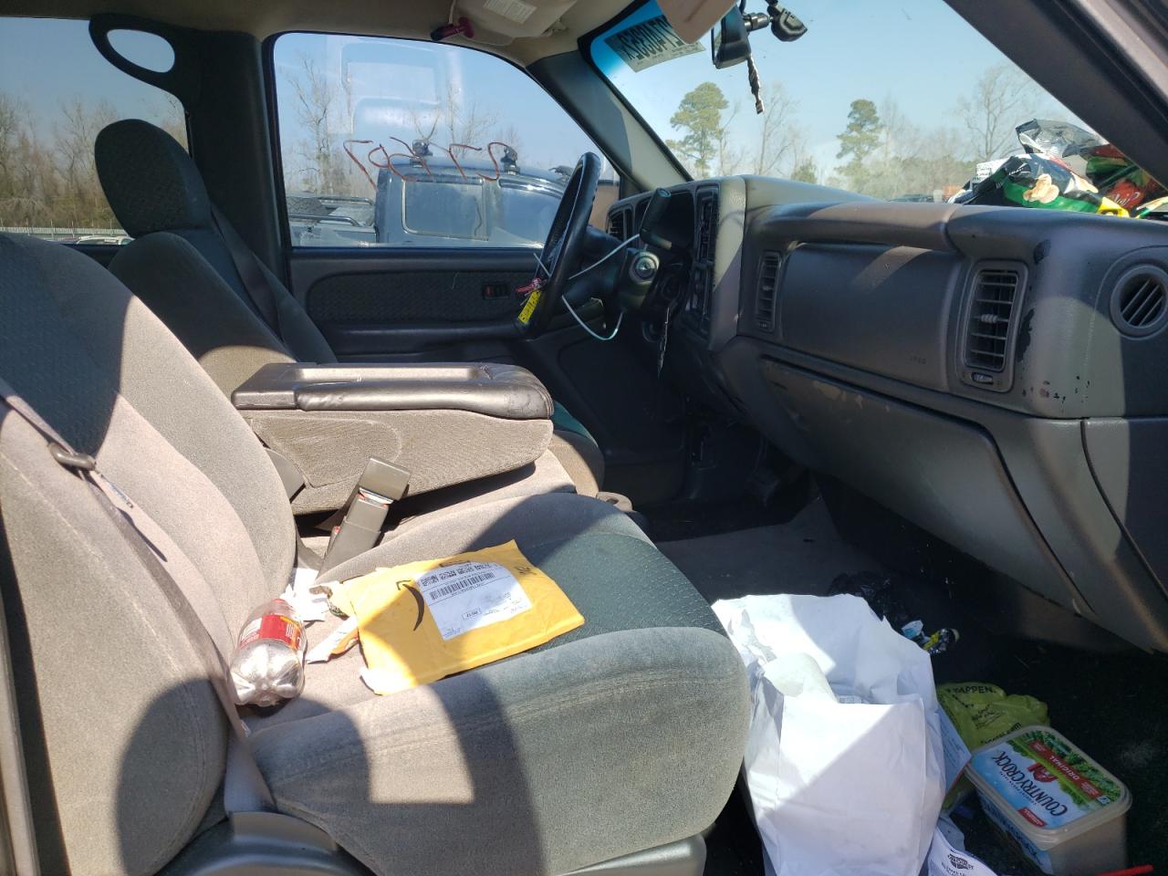 Photo 5 from auction – 2004 CHEVROLET AVALANCHE with VIN 3GNEC12T34G317208