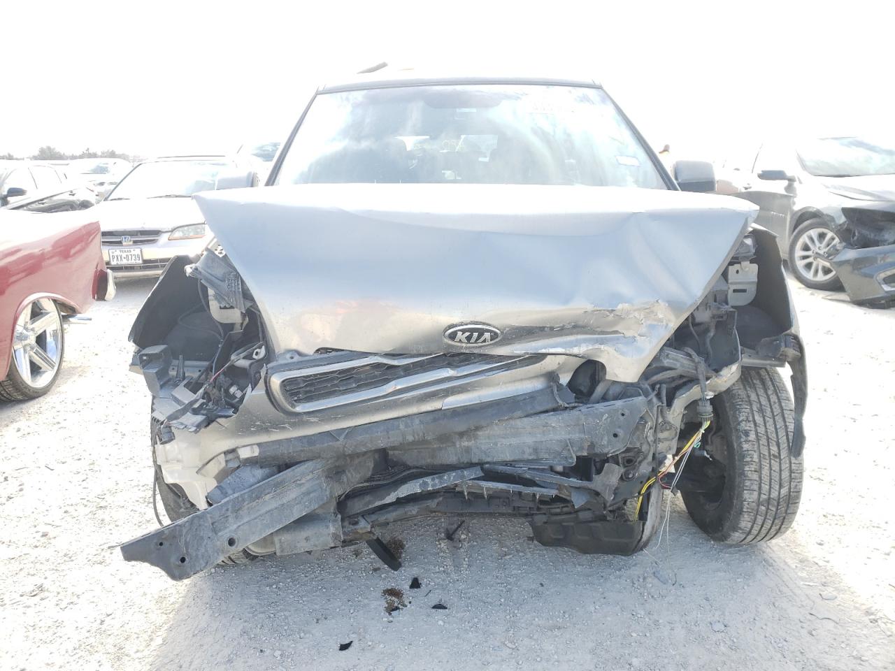 Photo 9 from auction – 2013 KIA SOUL with VIN KNDJT2A50D7520925