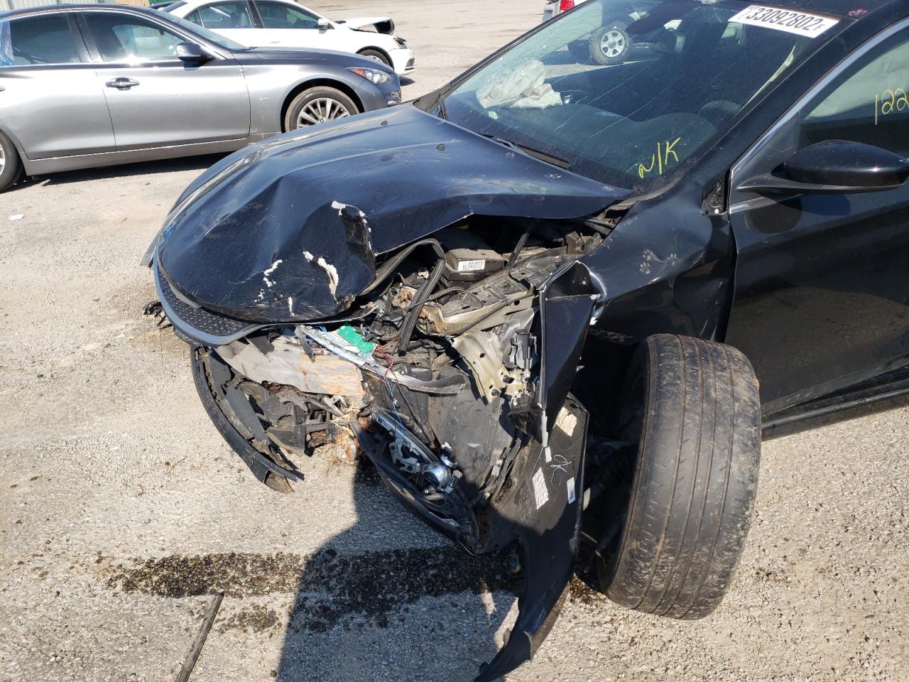 Photo 9 from auction – 2015 CHRYSLER 200 LIMITE with VIN 1C3CCCAB4FN710900