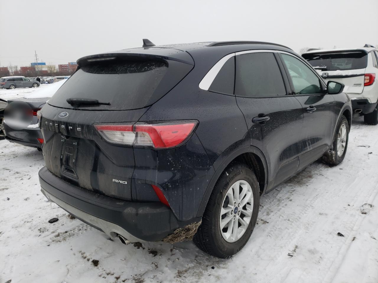 Photo 4 from auction – 2021 FORD ESCAPE SE with VIN 1FMCU9G60MUB08967