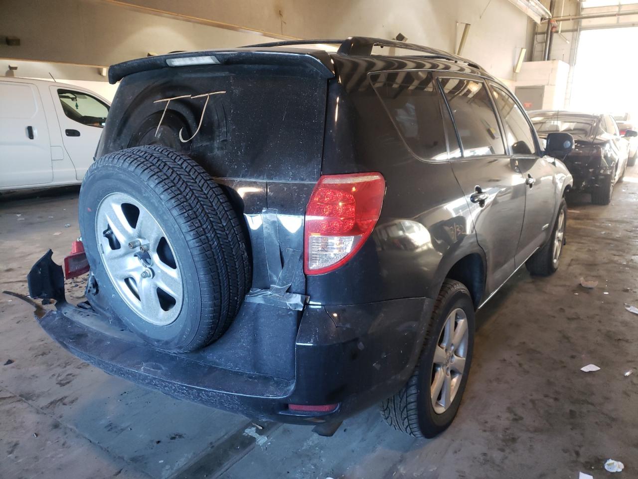 Photo 4 from auction – 2007 TOYOTA RAV4 LIMIT with VIN JTMBD31V876024482