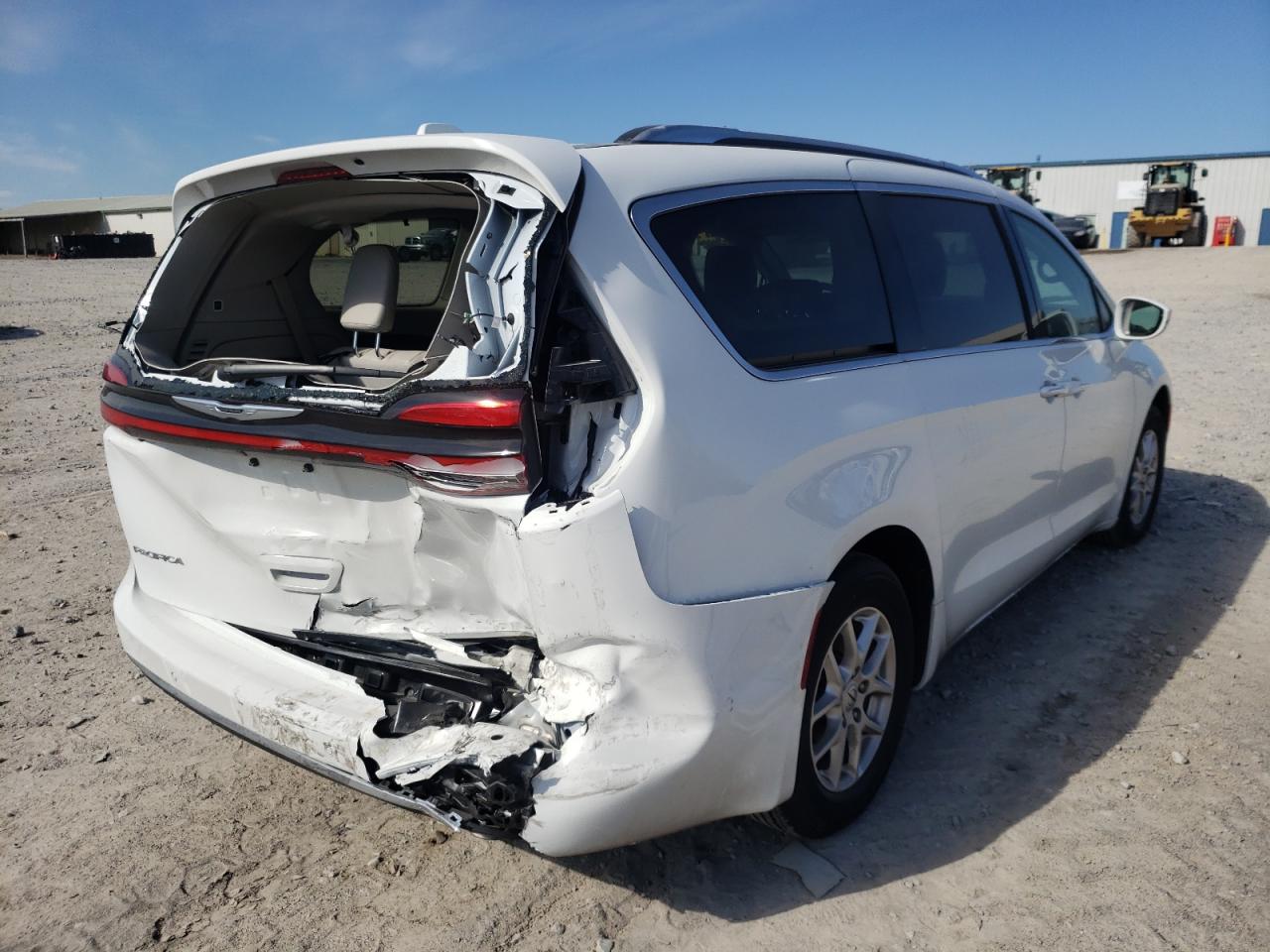 Photo 4 from auction – 2021 CHRYSLER PACIFICA T with VIN 2C4RC1BG5MR597494