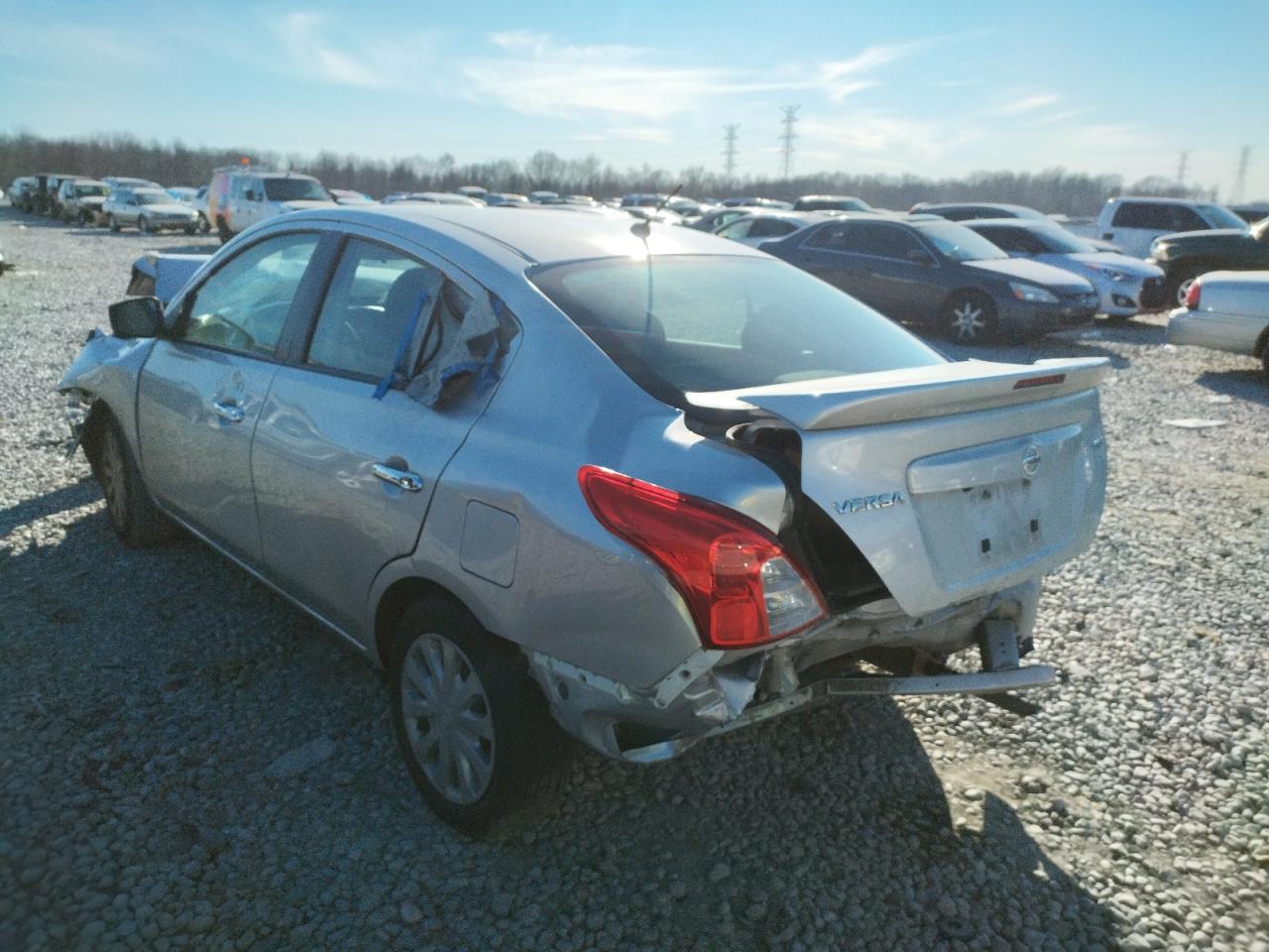 Photo 3 from auction – 2019 NISSAN VERSA S with VIN 3N1CN7AP4KL843873