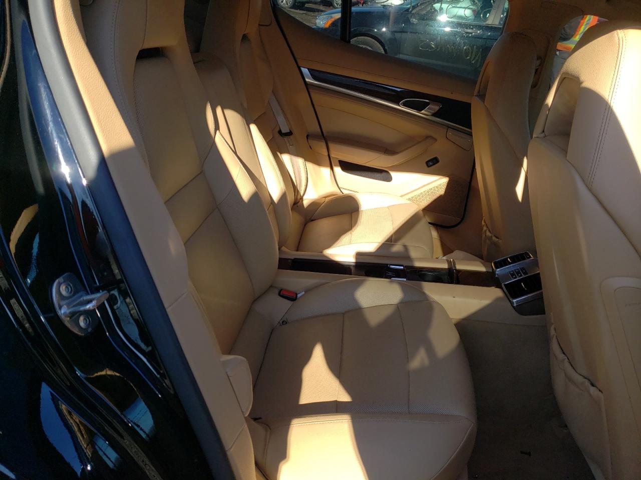 Photo 6 from auction – 2010 PORSCHE PANAMERA S with VIN WP0AB2A7XAL062379