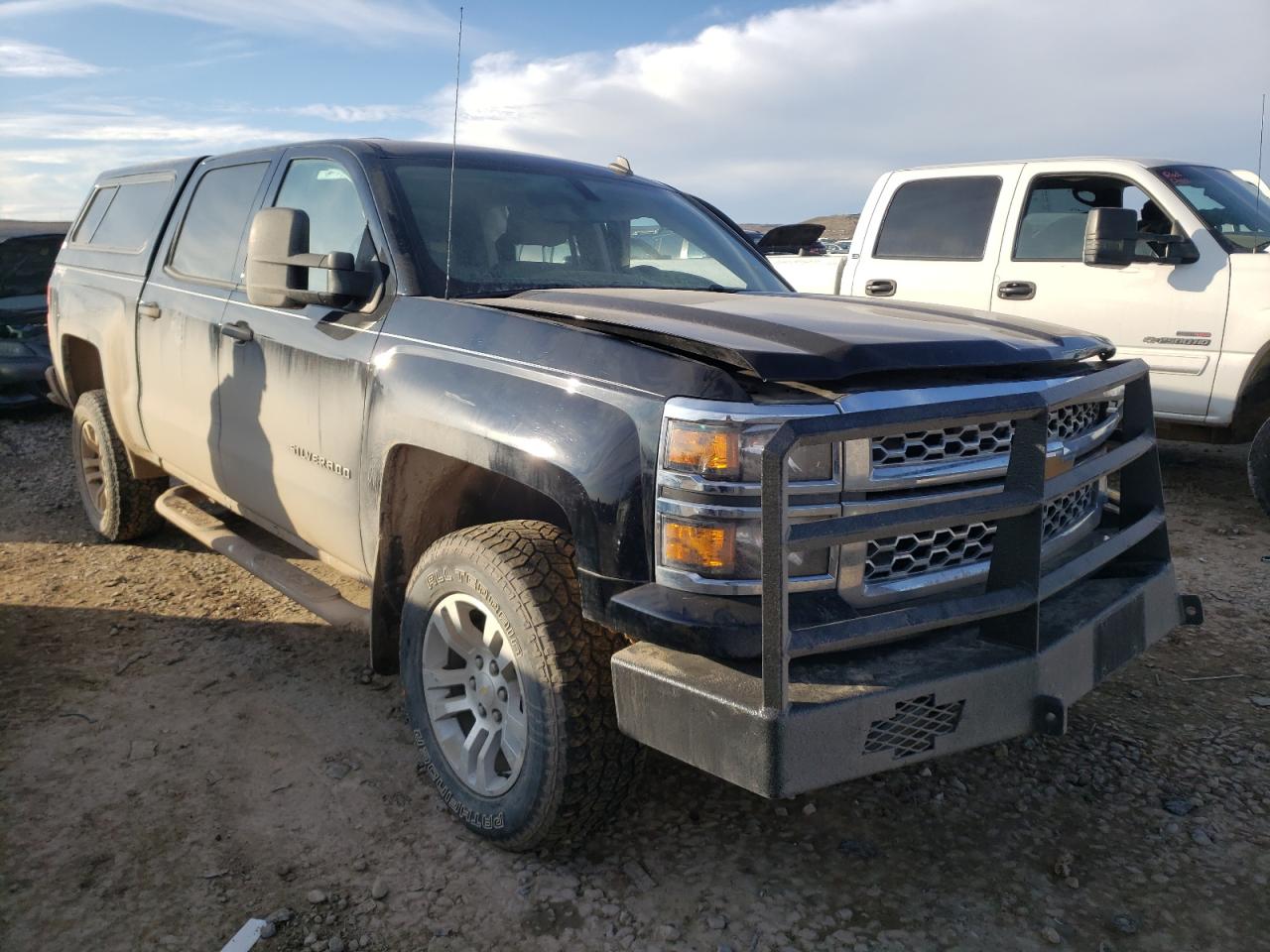 CHEVROLET SILVERADO 2014 with VIN 3GCUKREC4EG428241 - Photo from auction