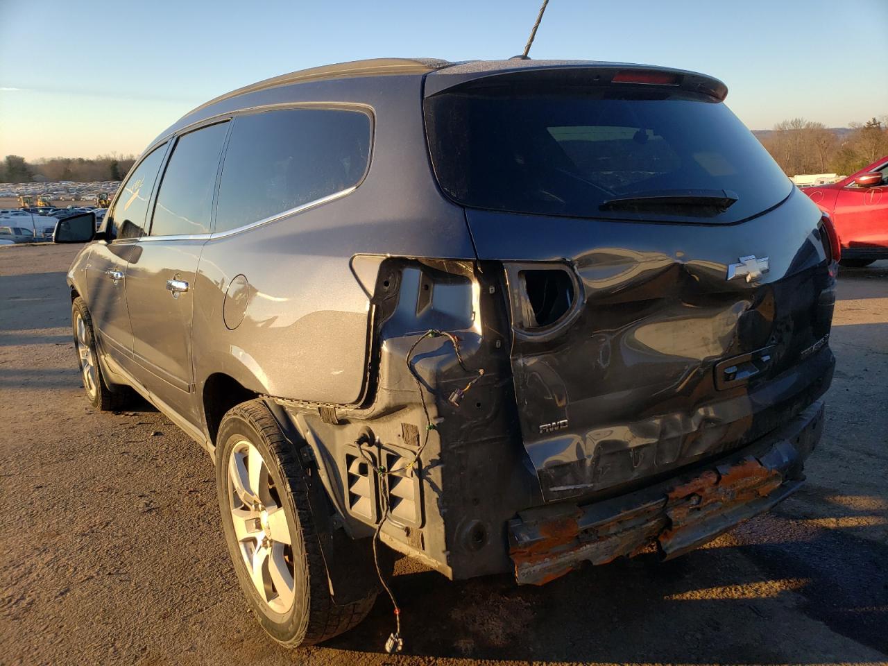 Photo 3 from auction – 2012 CHEVROLET TRAVERSE L with VIN 1GNKVJED2CJ351672