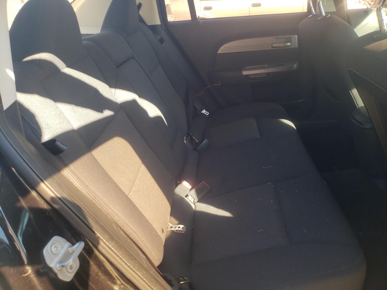 Photo 6 from auction – 2010 CHRYSLER SEBRING TO with VIN 1C3CC4FB0AN152907