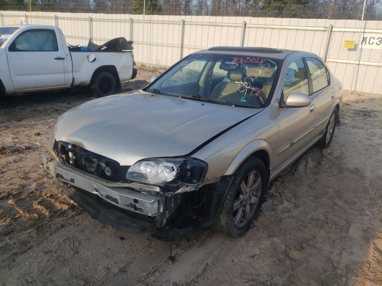 Photo 2 from auction – 2002 NISSAN MAXIMA GLE with VIN JN1DA31AX2T303279