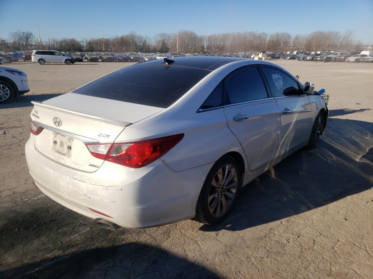 Photo 4 from auction – 2012 HYUNDAI SONATA SE with VIN 5NPEC4AB8CH463368