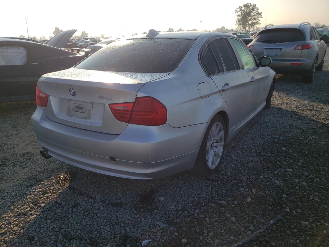 Photo 4 from auction – 2010 BMW 328 I SULE with VIN WBAPH5C54AA439402