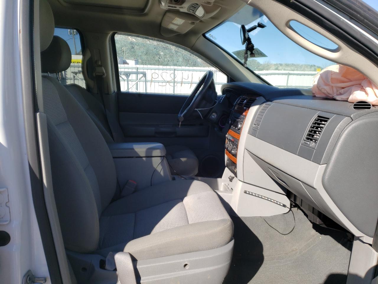 Photo 5 from auction – 2008 DODGE DURANGO SL with VIN 1D8HB48N38F128523