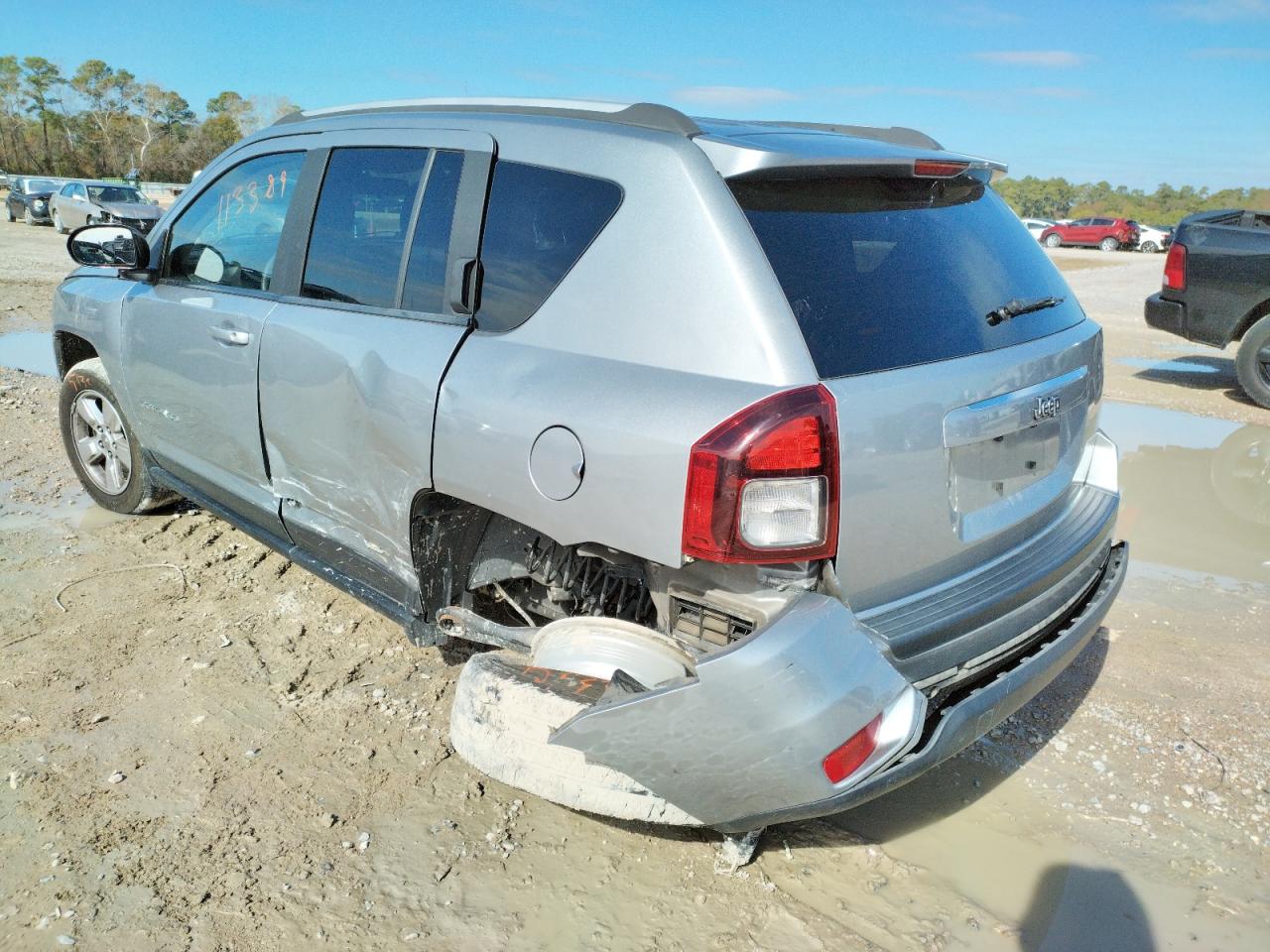 Photo 9 from auction – 2015 JEEP COMPASS SP with VIN 1C4NJCBA1FD313585