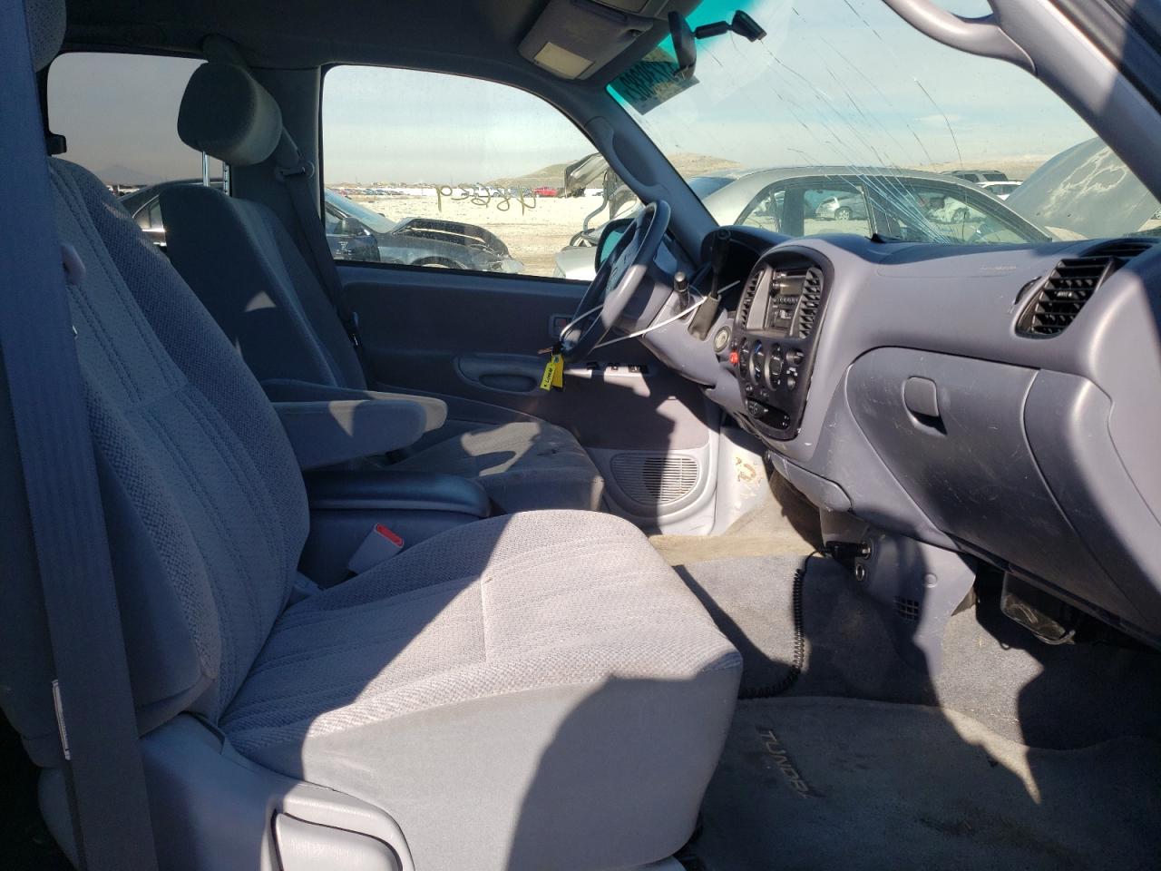 Photo 5 from auction – 2000 TOYOTA TUNDRA ACC with VIN 5TBBT4412YS005034