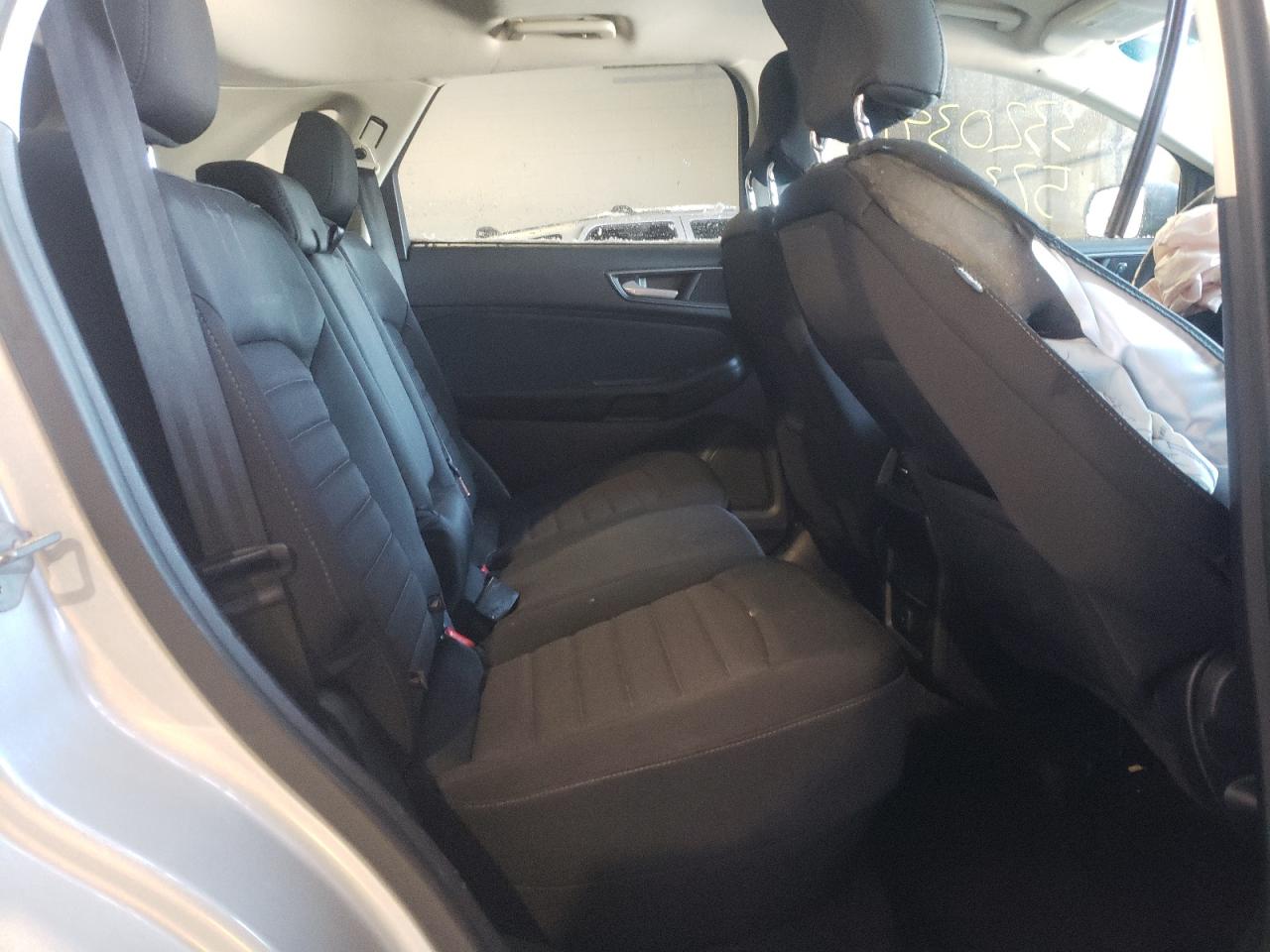 Photo 6 from auction – 2016 FORD EDGE SE with VIN 2FMPK3G96GBB10425