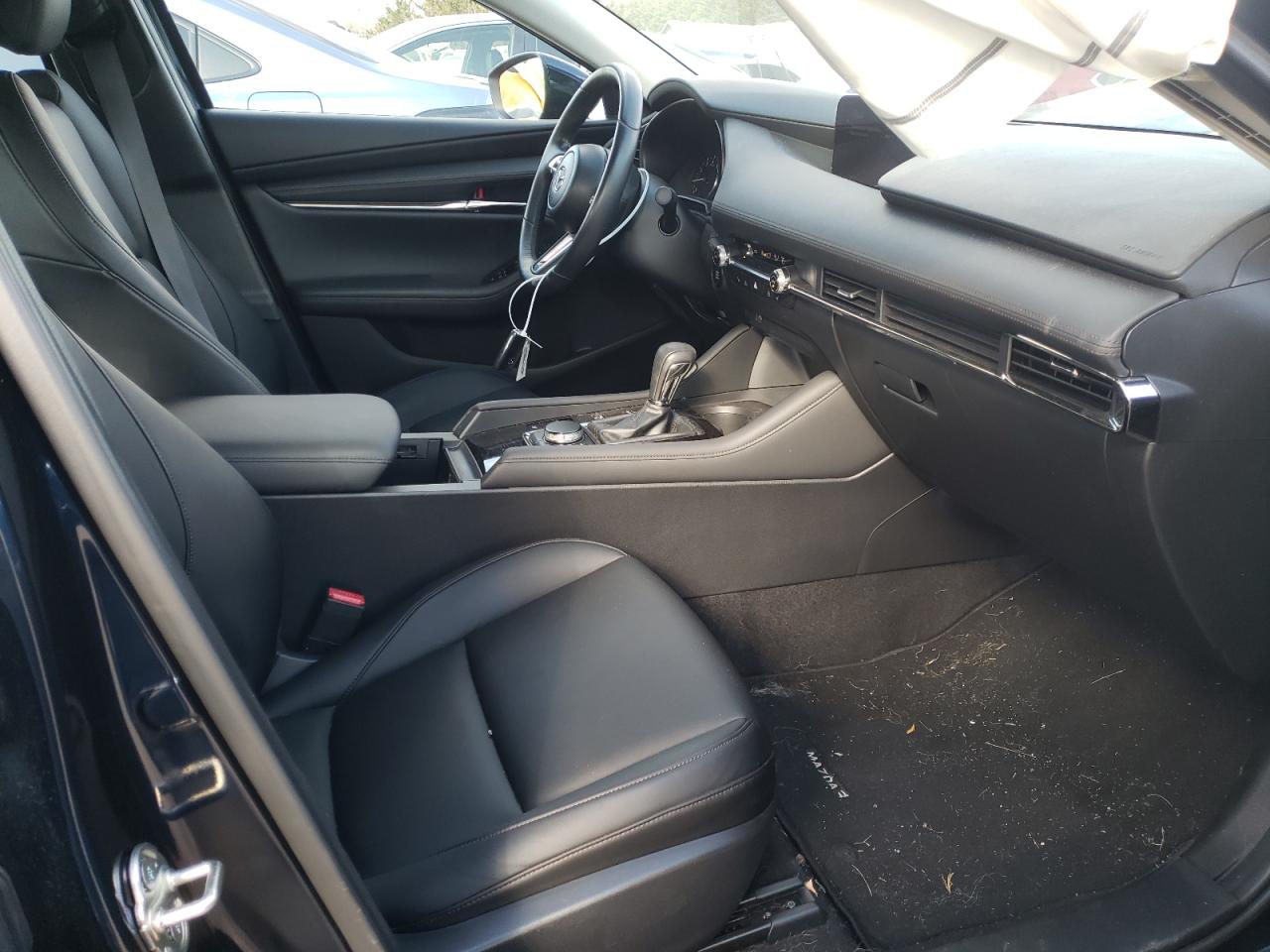صورة رقم 5 من المزاد - 2020 MAZDA 3 PREFERRE مع VIN JM1BPADL3L1167367