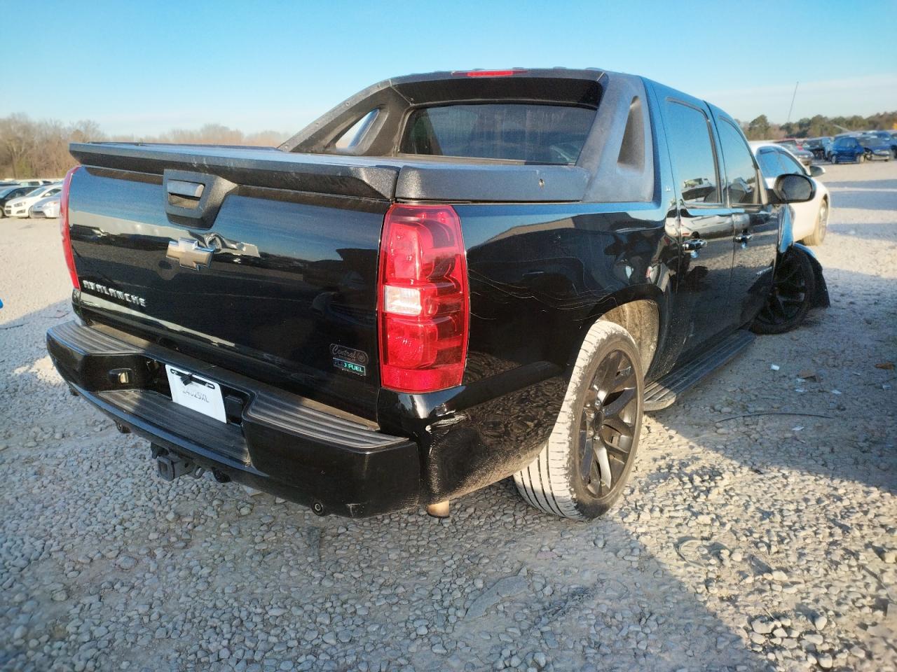 Photo 4 from auction – 2010 CHEVROLET AVALANCHE with VIN 3GNVKFE04AG273510