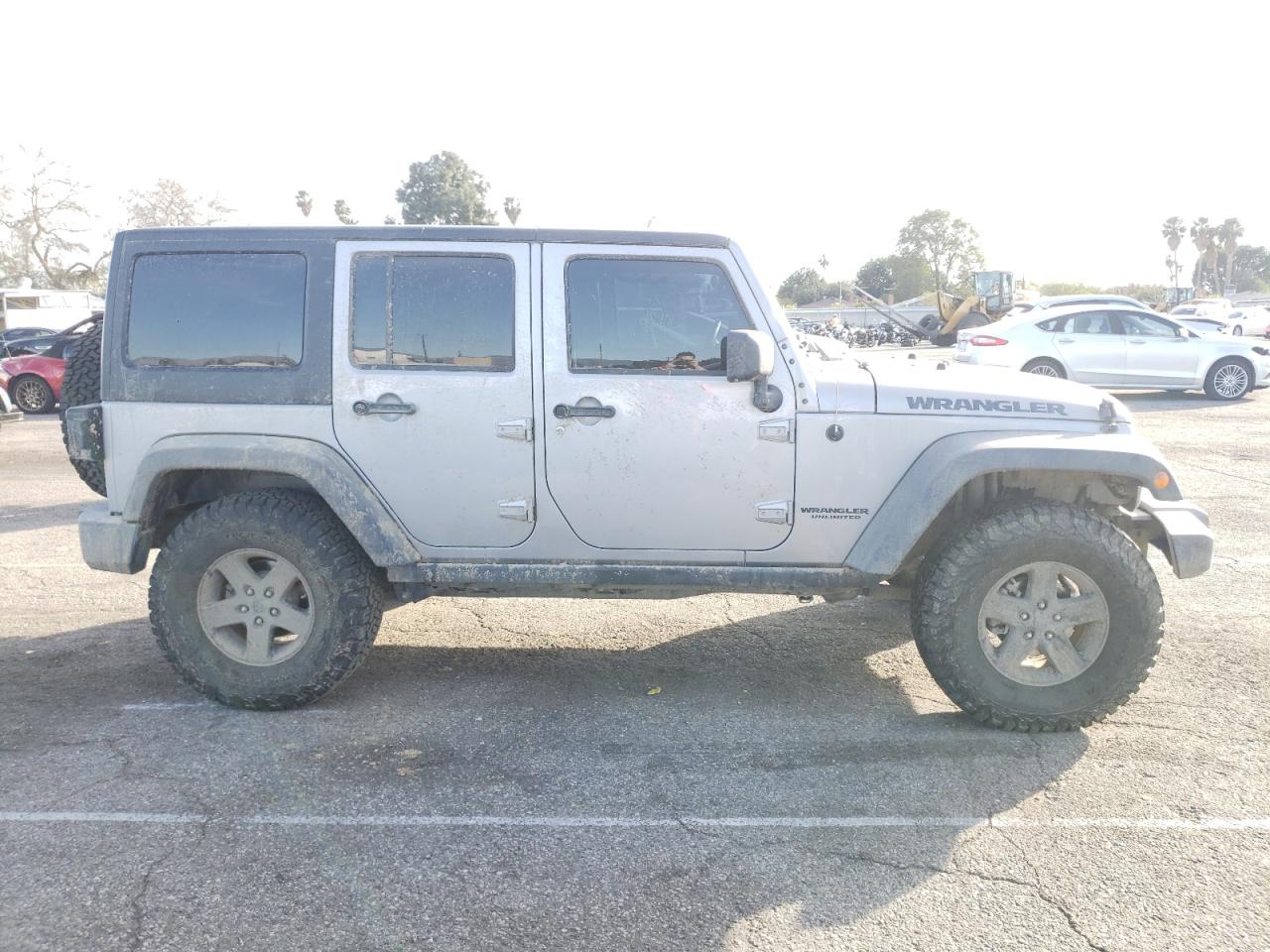 Photo 9 from auction – 2017 JEEP WRANGLER U with VIN 1C4BJWDGXHL683724