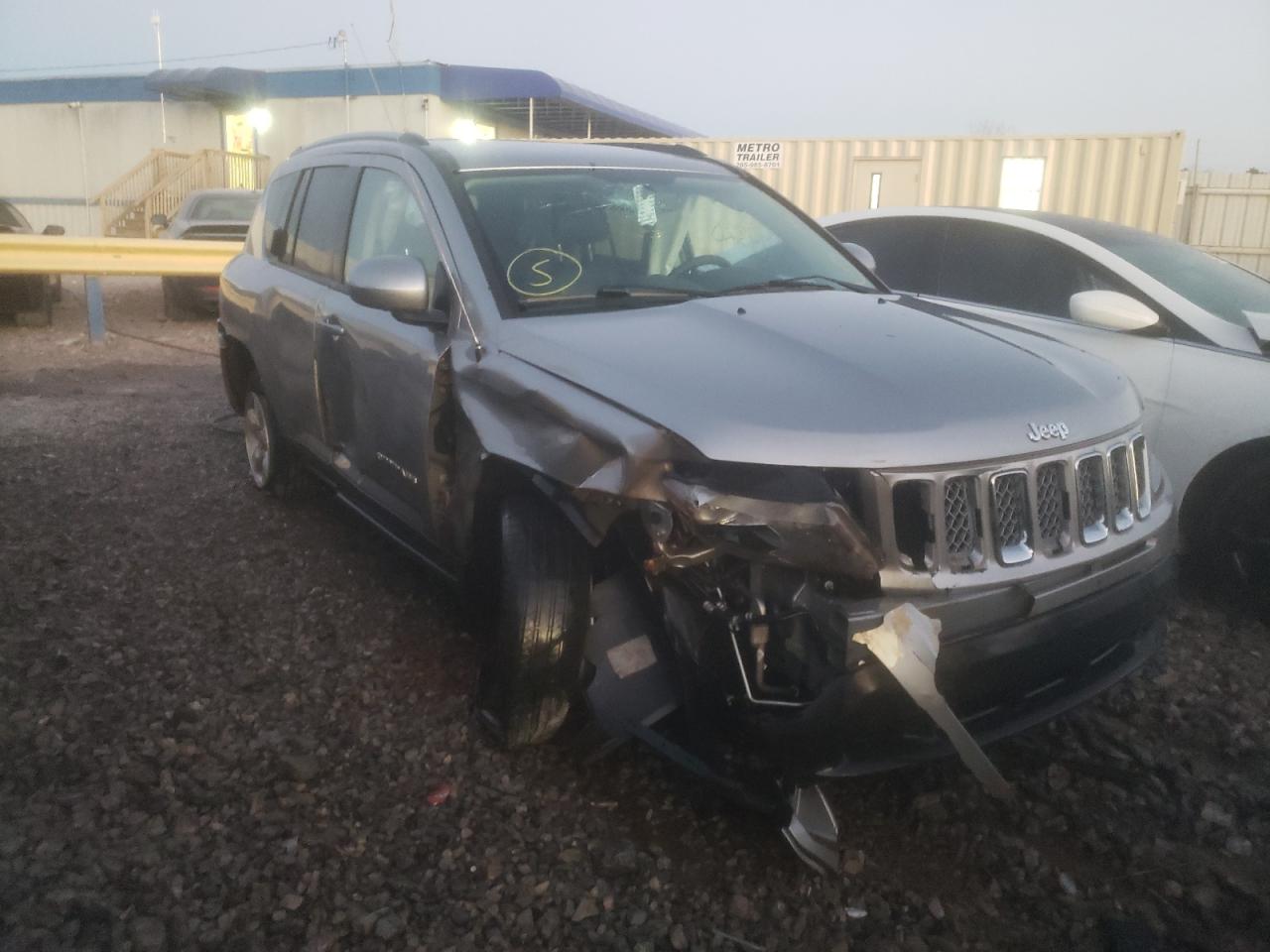 JEEP COMPASS LA 2016 with VIN 1C4NJCEA4GD748758 - Photo from auction
