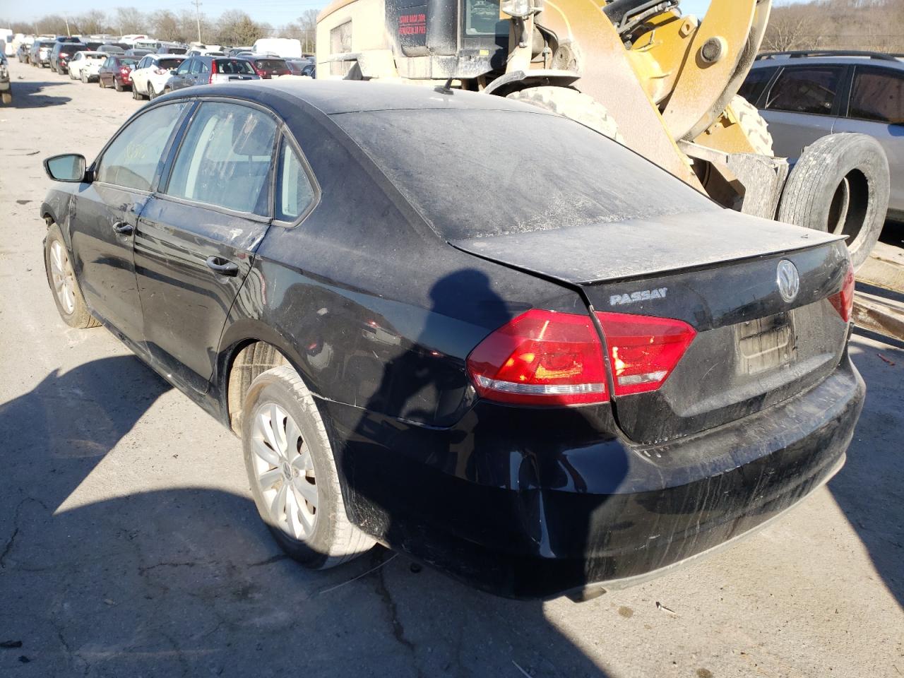 Photo 3 from auction – 2013 VOLKSWAGEN PASSAT S with VIN 1VWAP7A33DC084639