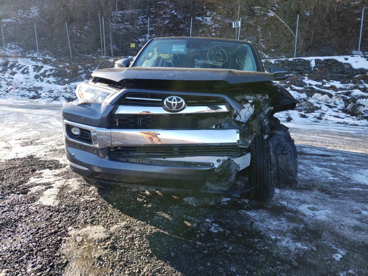 Photo 9 from auction – 2022 TOYOTA 4RUNNER LI with VIN JTEKU5JR2N5976262
