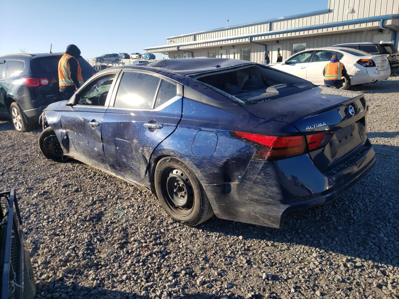 Photo 3 from auction – 2019 NISSAN ALTIMA S with VIN 1N4BL4BV0KC242410