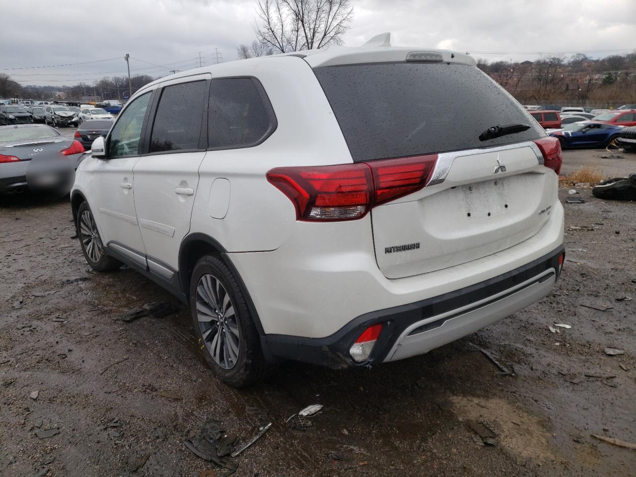 Photo 3 from auction – 2019 MITSUBISHI OUTLANDER with VIN JA4AZ3A31KZ022229