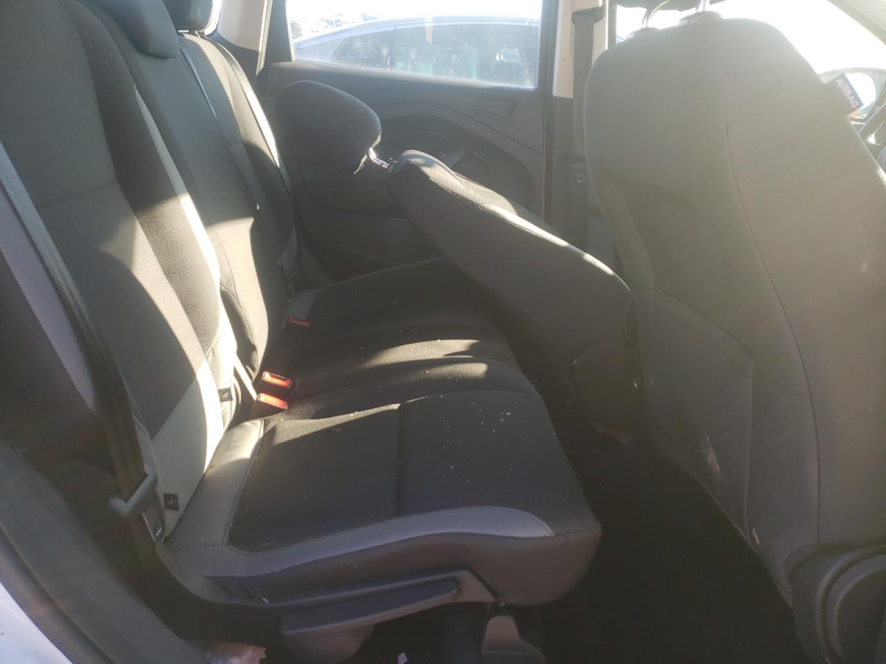 Photo 6 from auction – 2016 FORD ESCAPE S with VIN 1FMCU0F73GUA76770