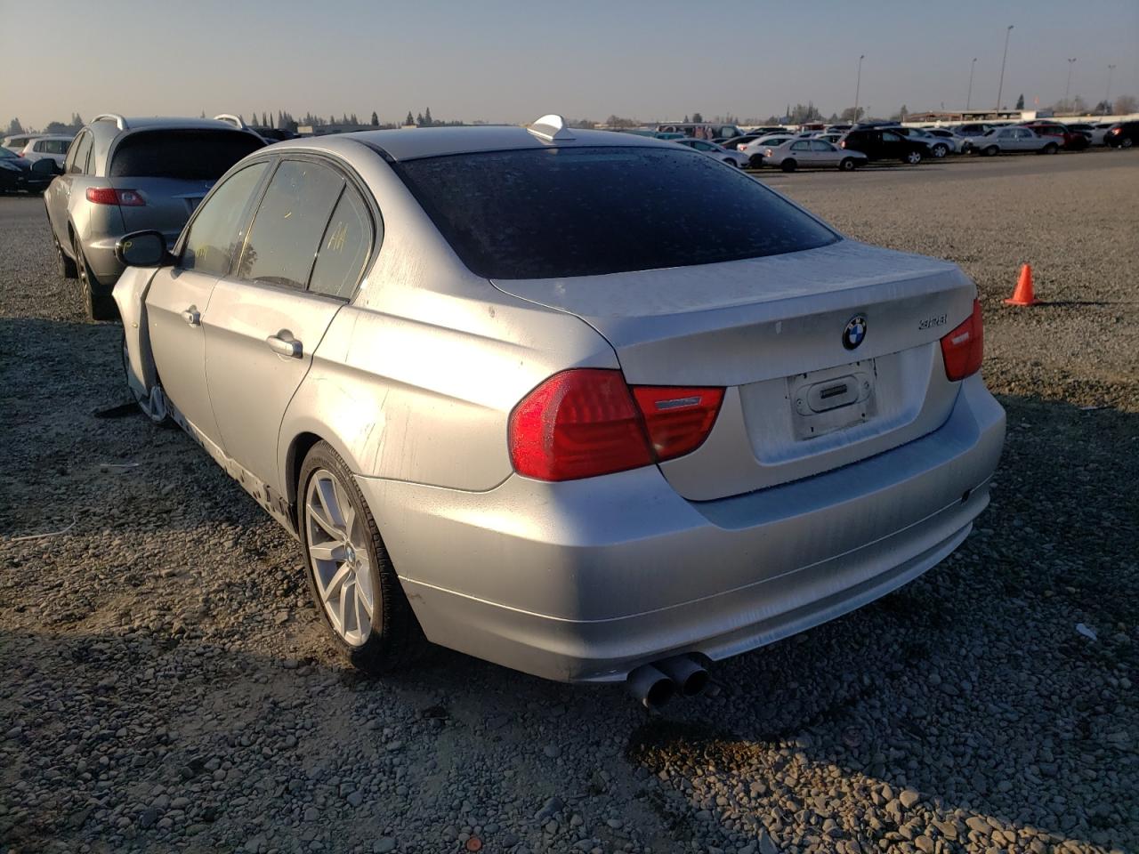 Photo 3 from auction – 2010 BMW 328 I SULE with VIN WBAPH5C54AA439402