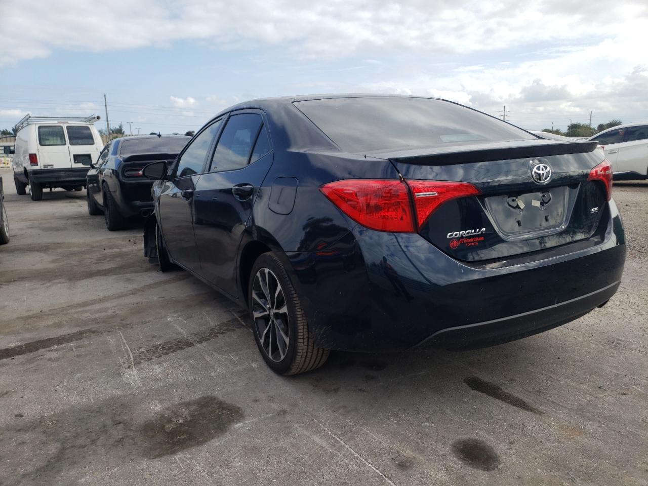 Photo 3 from auction – 2018 TOYOTA COROLLA L with VIN 5YFBURHE8JP822747