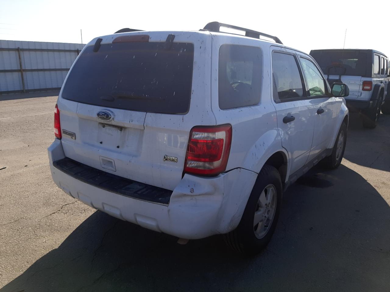 Photo 4 from auction – 2012 FORD ESCAPE XLT with VIN 1FMCU9DG8CKB21442