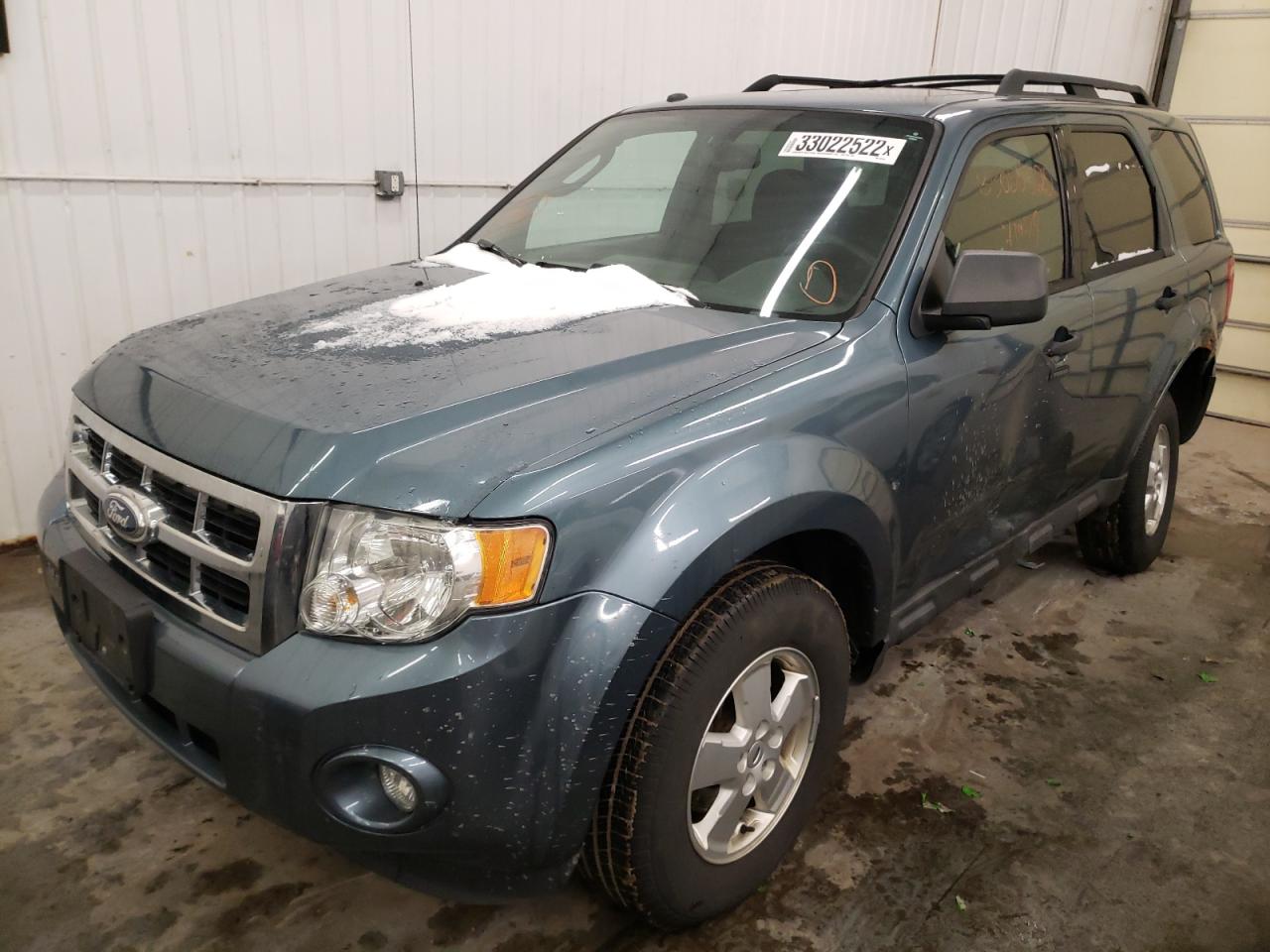 Photo 2 from auction – 2011 FORD ESCAPE XLT with VIN 1FMCU0D75BKC51740