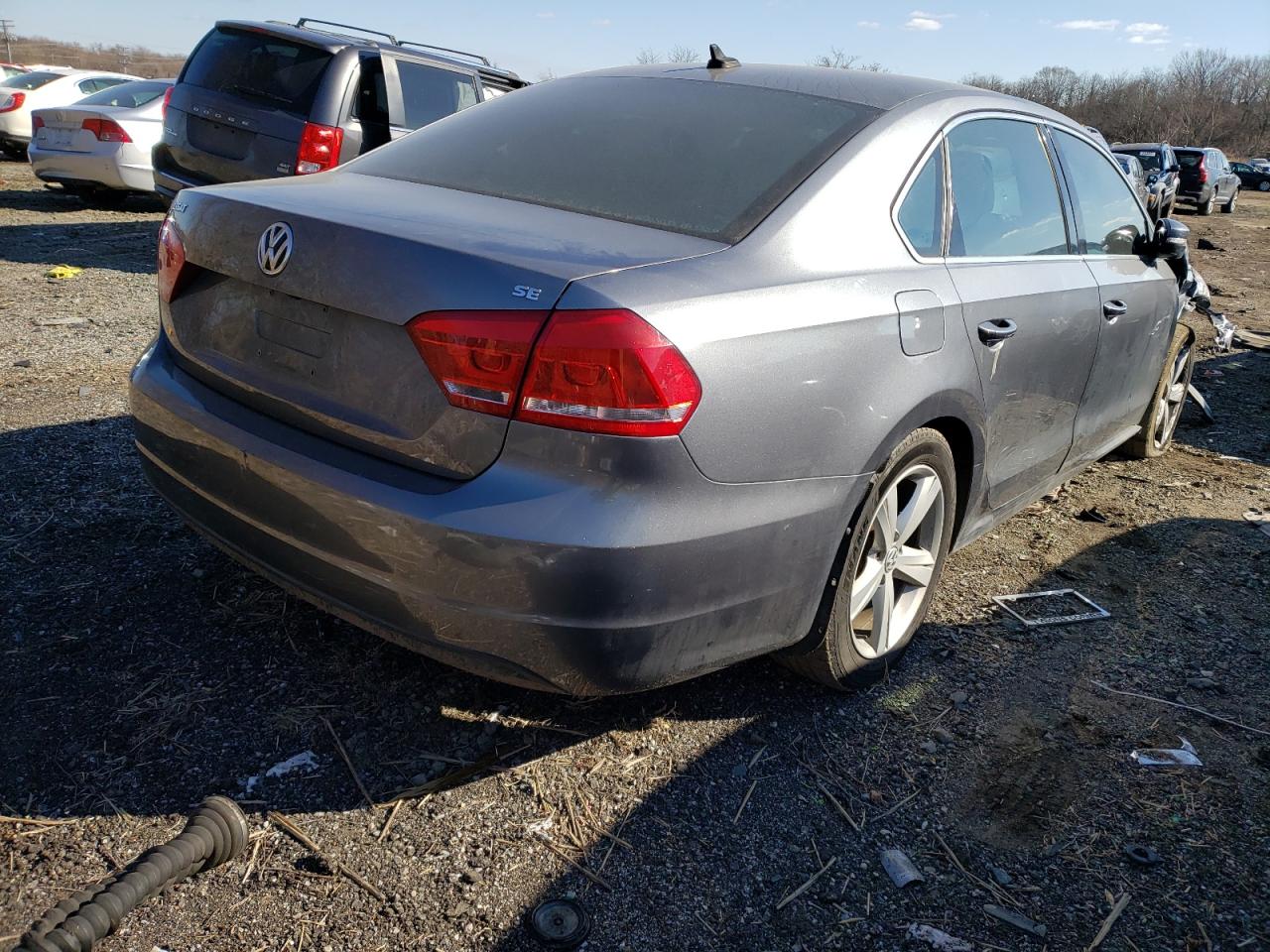 Photo 4 from auction – 2014 VOLKSWAGEN PASSAT SE with VIN 1VWBP7A35EC006885