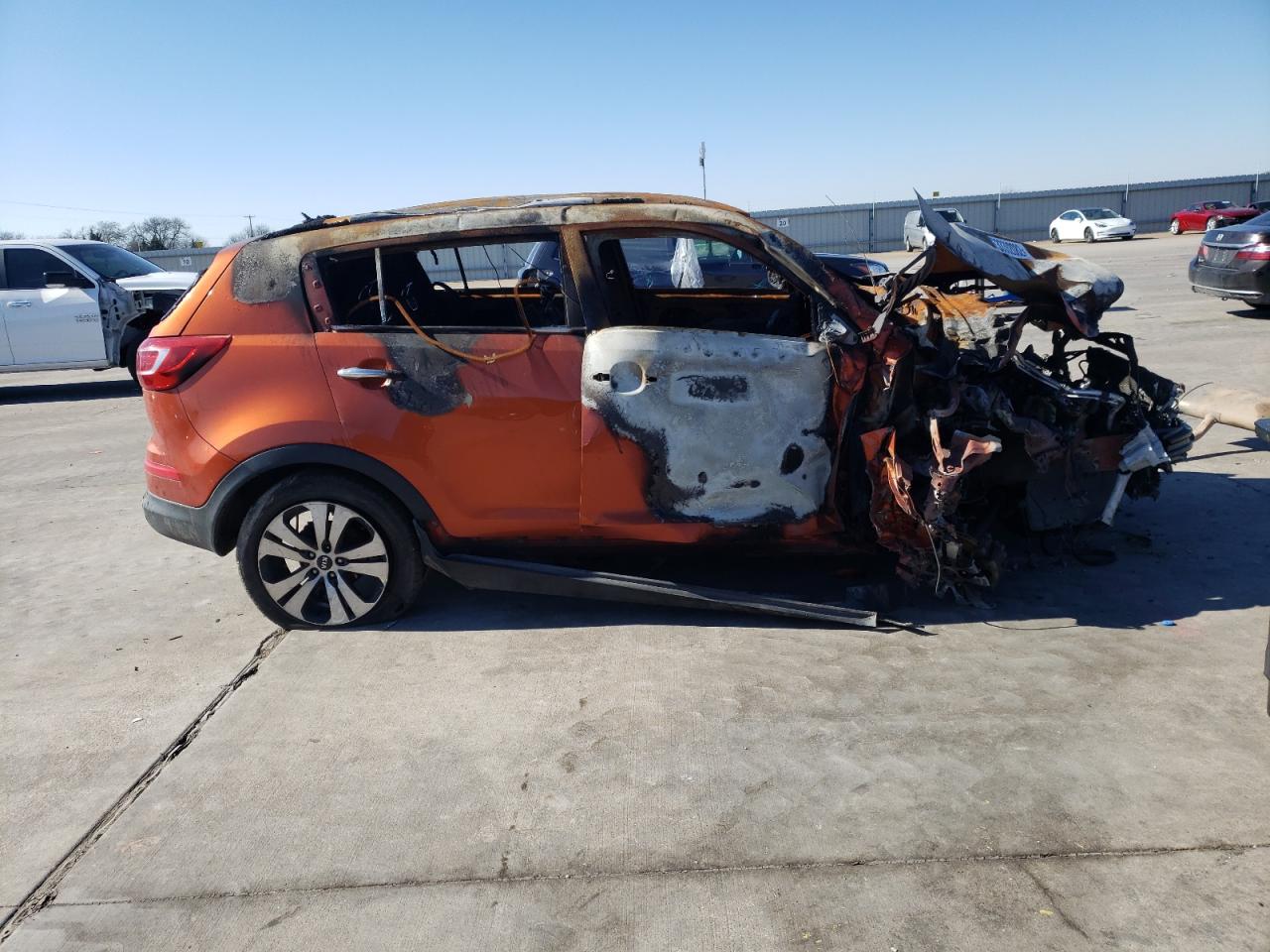 Photo 9 from auction – 2011 KIA SPORTAGE E with VIN KNDPC3A28B7135325